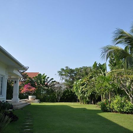 Balinese Villa With Private Pool Хуахін Екстер'єр фото