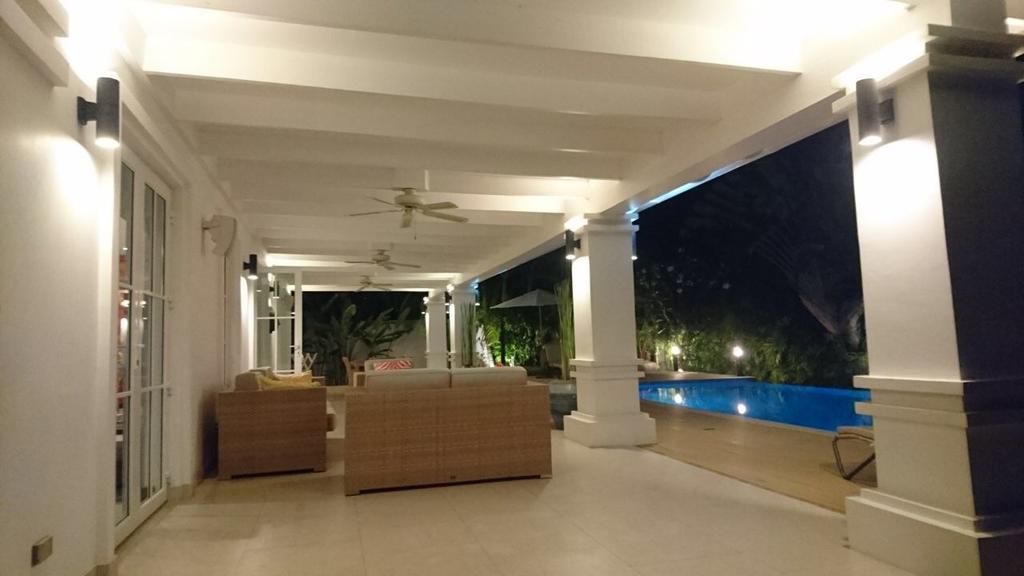 Balinese Villa With Private Pool Хуахін Екстер'єр фото