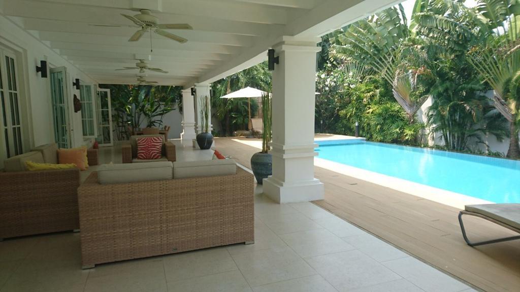 Balinese Villa With Private Pool Хуахін Екстер'єр фото